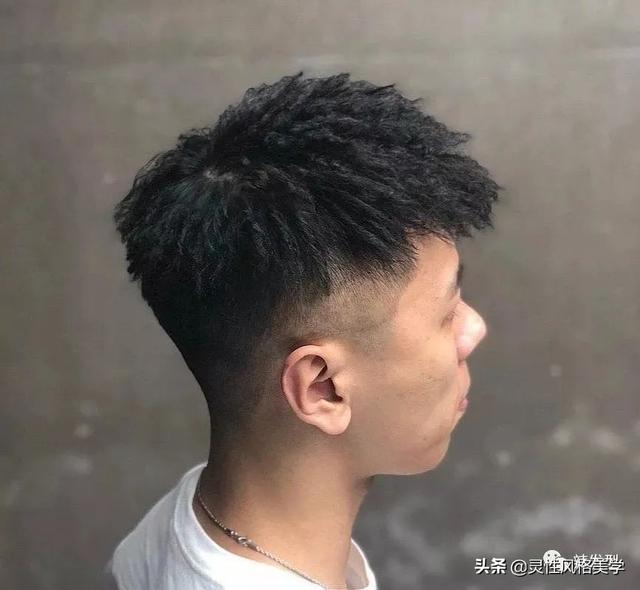 “最有型”男发20款，帅气好打理，洗完就有型